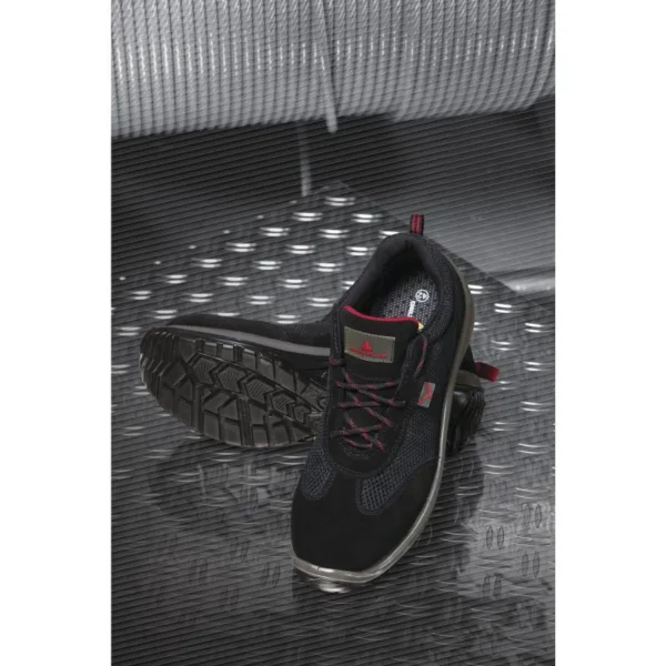 ASTI S1P ambiance BB1A7084 with line